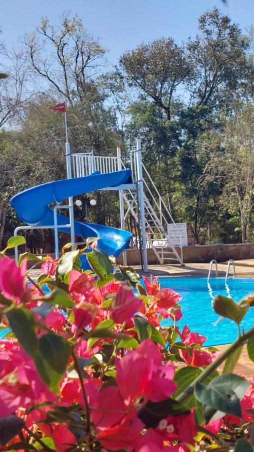 Casa De Huespedes Mariposa En Manantial Countryclub Apartman Hohenau Kültér fotó