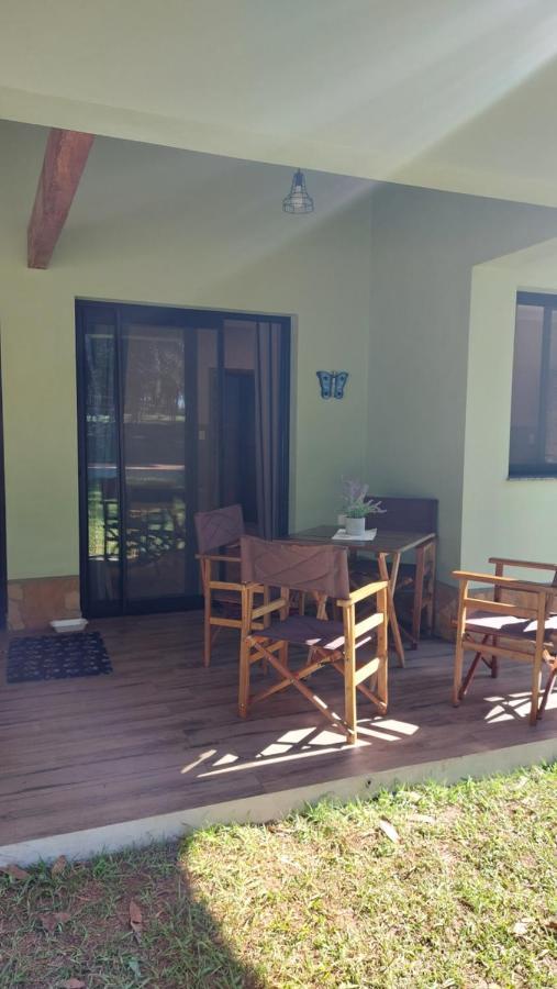 Casa De Huespedes Mariposa En Manantial Countryclub Apartman Hohenau Kültér fotó