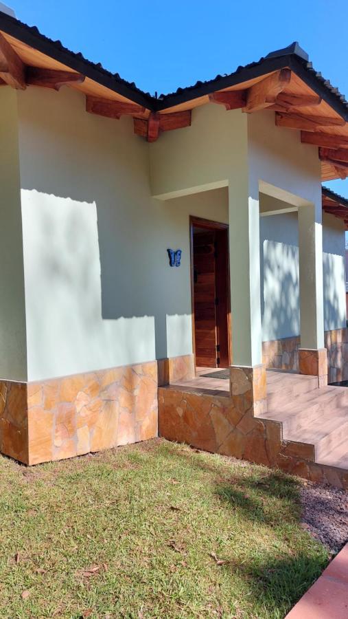 Casa De Huespedes Mariposa En Manantial Countryclub Apartman Hohenau Kültér fotó